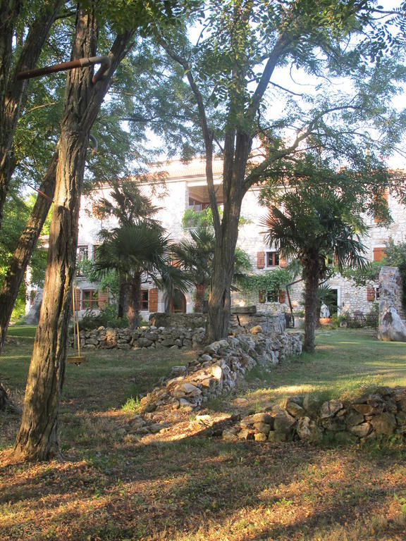 Villa Castello Rausch Valkarin Exterior photo
